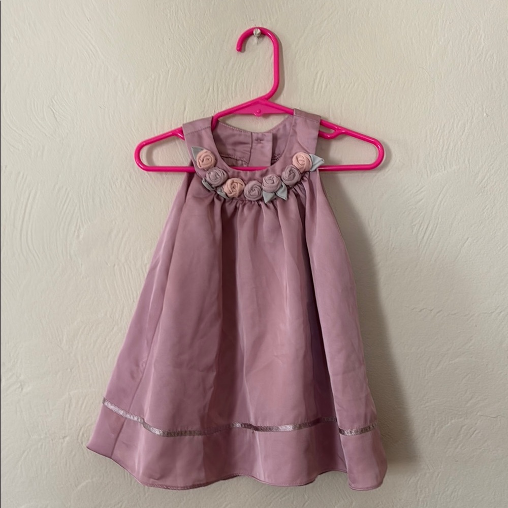 Elegant Pink Kids Dress with Floral Accents